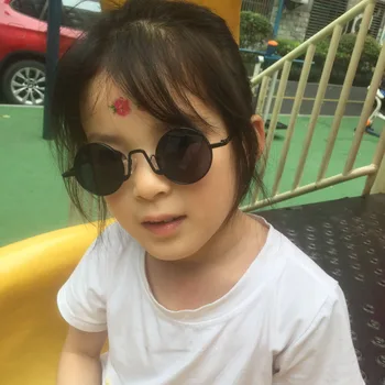 3-9 metų vaikams, akiniai nuo saulės 2019 Naujo stiliaus Apvalus Rėmo Mielas akinius Gradientas objektyvas UV400 Aukso metalo akiniai Kūdikių Berniukai&mergaites N208