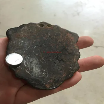 Hongshan kultūros kolekcija gali sugerti magnetito meteoritas kaukė pakabukas gamtos meteoritas senų daiktų