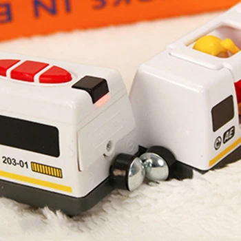 Nuotolinio Valdymo Elektrinio Traukinio Suderinama su Mediniais Traukinio Bėgių Žaislas