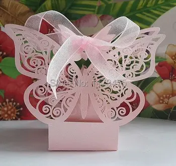 50 x Balta / Rožinė Tuščiaviduriai Iš Lazerio Cut Drugelis Stiliaus Vestuvių Nori Saldainių Dėžutės Baby Shower Pirmojo Gimtadienio Dovanų Dėžutė + kaspinais