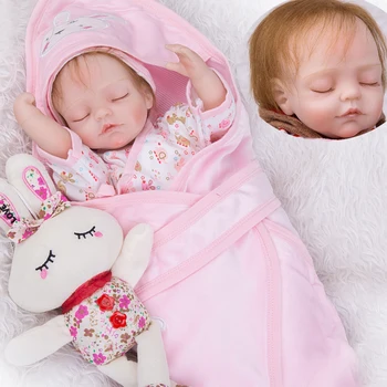 43cm naujas Reborn Baby Doll Žaislas užmerktos akys Medžiaga Įdaryti Realus bamblys Kūdikis Gyvas mergina Lėlės Su pliušinis triušis dovana vaikas